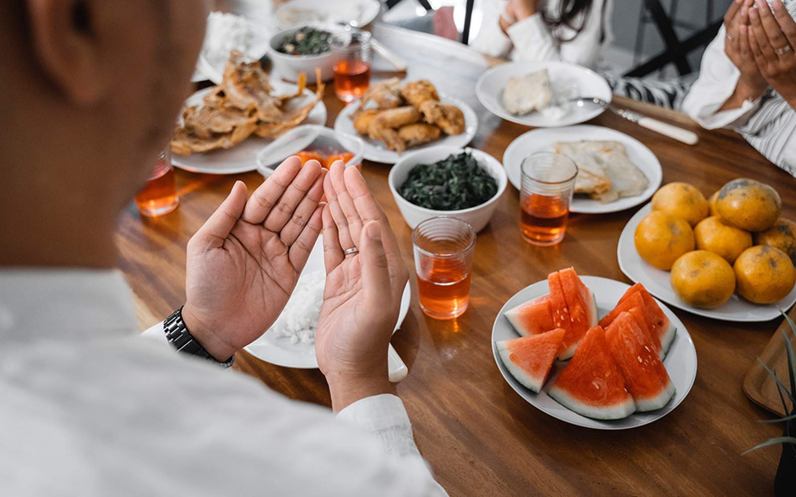 Tips Buka Puasa yang Aman bagi Diabetesi