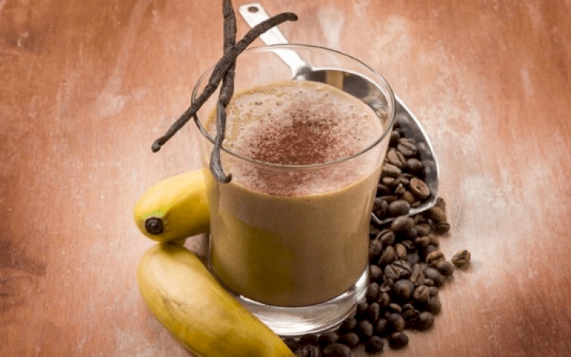 Low Sugar Coffee-Banana Smoothie