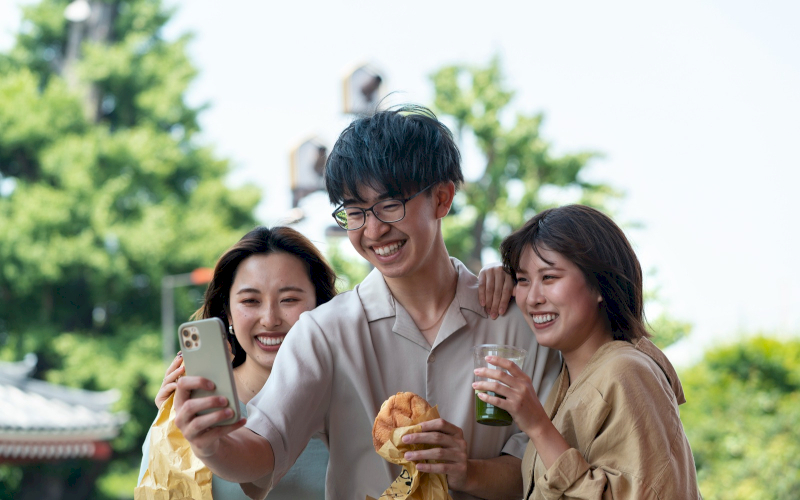 Bagaimana Cara Menjaga Pola Makan Sehat Saat Hangout?